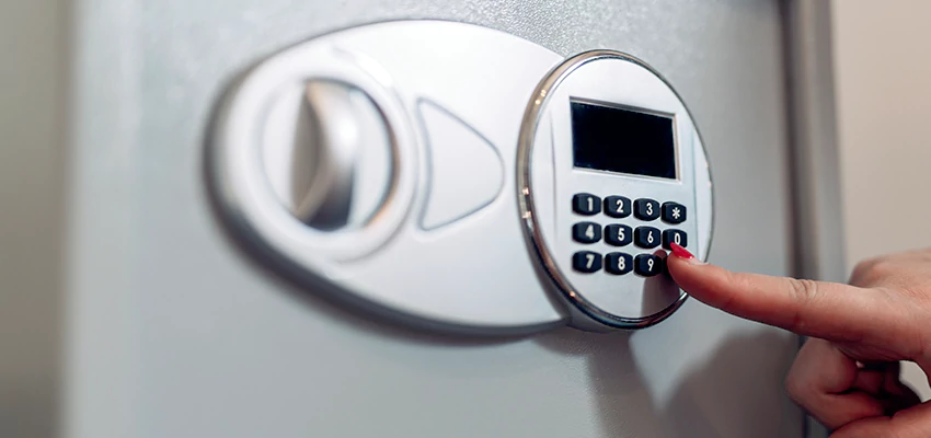 Jewelry Safe Cracking in South Monrovia Island, California